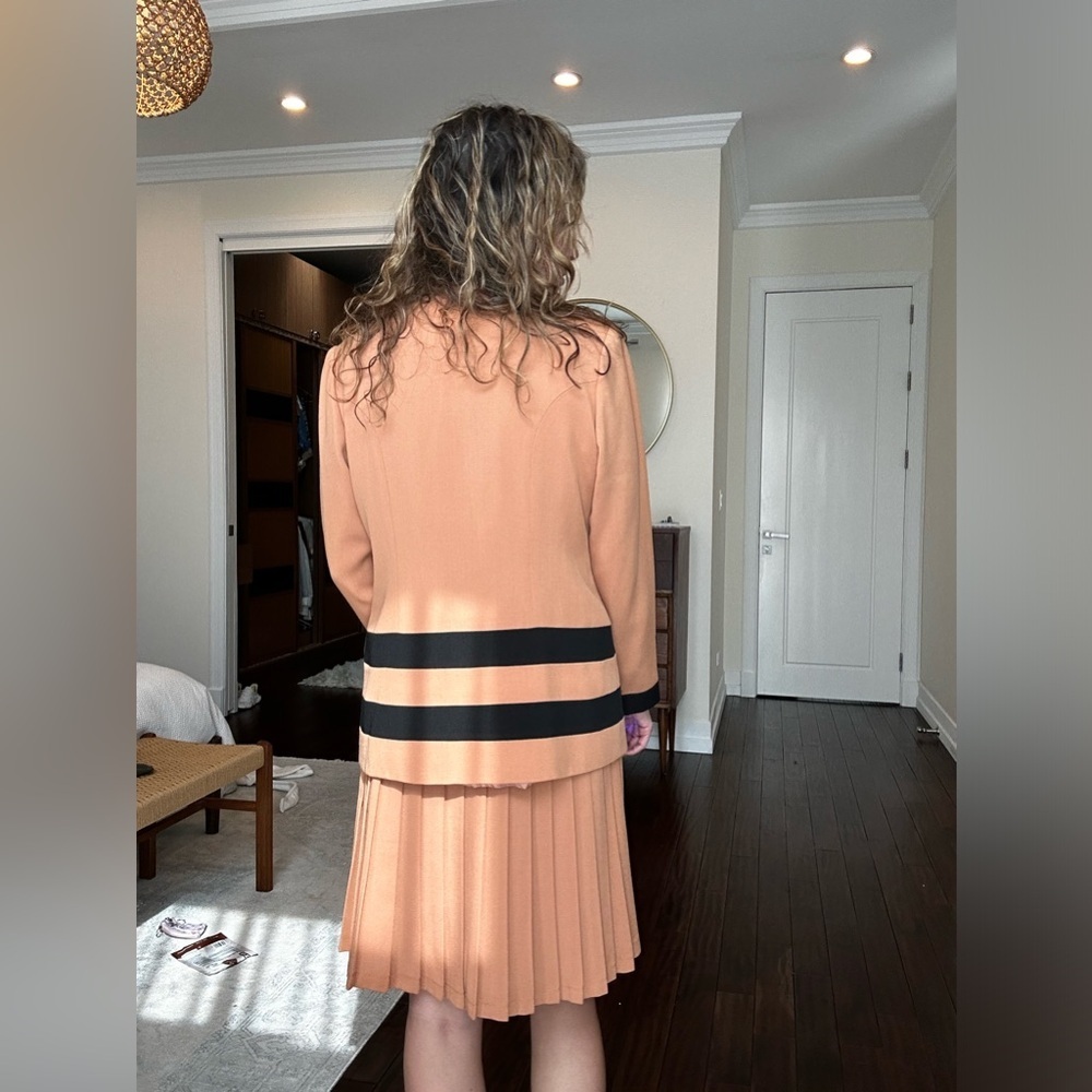 Vintage 80s skirt and blazer set - Picture 5 of 5